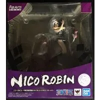 Figuarts Zero - One Piece / Nico Robin