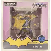 Figure - DIAMOND SELECT (DIAMOND SELECT GALLERY BATGIRL)