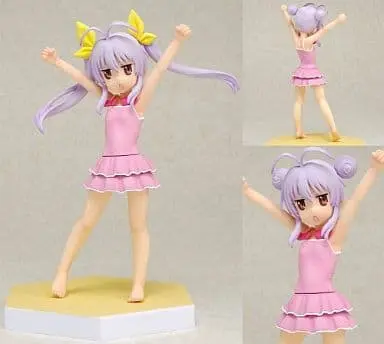 Beach Queens - Non Non Biyori / Miyauchi Renge