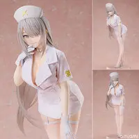 Mia 1/4 Complete Figure