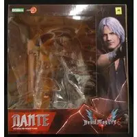 ARTFX J - Devil May Cry