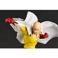 Revoltech - One Punch Man / Saitama