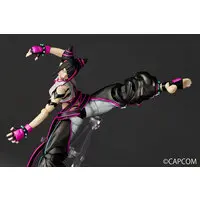 Revoltech - Amazing Yamaguchi - Street Fighter / Chun-Li