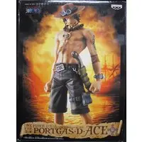 Prize Figure - Figure - One Piece / Portgas D. Ace