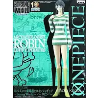 Prize Figure - One Piece / Nico Robin