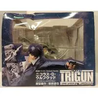 ARTFX J - Trigun - Badlands Rumble / Nicholas D. Wolfwood