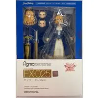 S.H.Figuarts - figma - Fate/stay night / Artoria Pendragon (Saber)