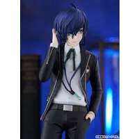 POP UP PARADE P3R Protagonist Complete Figure