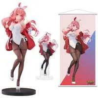 Figure - Bunny Costume Figure