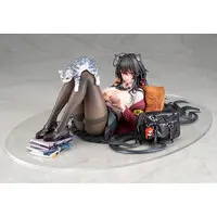 [AmiAmi Exclusive Bonus]  Azur Lane Taihou Sweet Time After School Ver. 1/7 Complete Figure