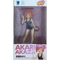 Beach Queens - Yuru Yuri / Akaza Akari