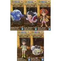 World Collectable Figure - One Piece / Douglas Bullet & Nico Robin & Luffy