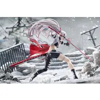 Punishing: Gray Raven Lucia: Crimson Weave 1/7 Complete Figure