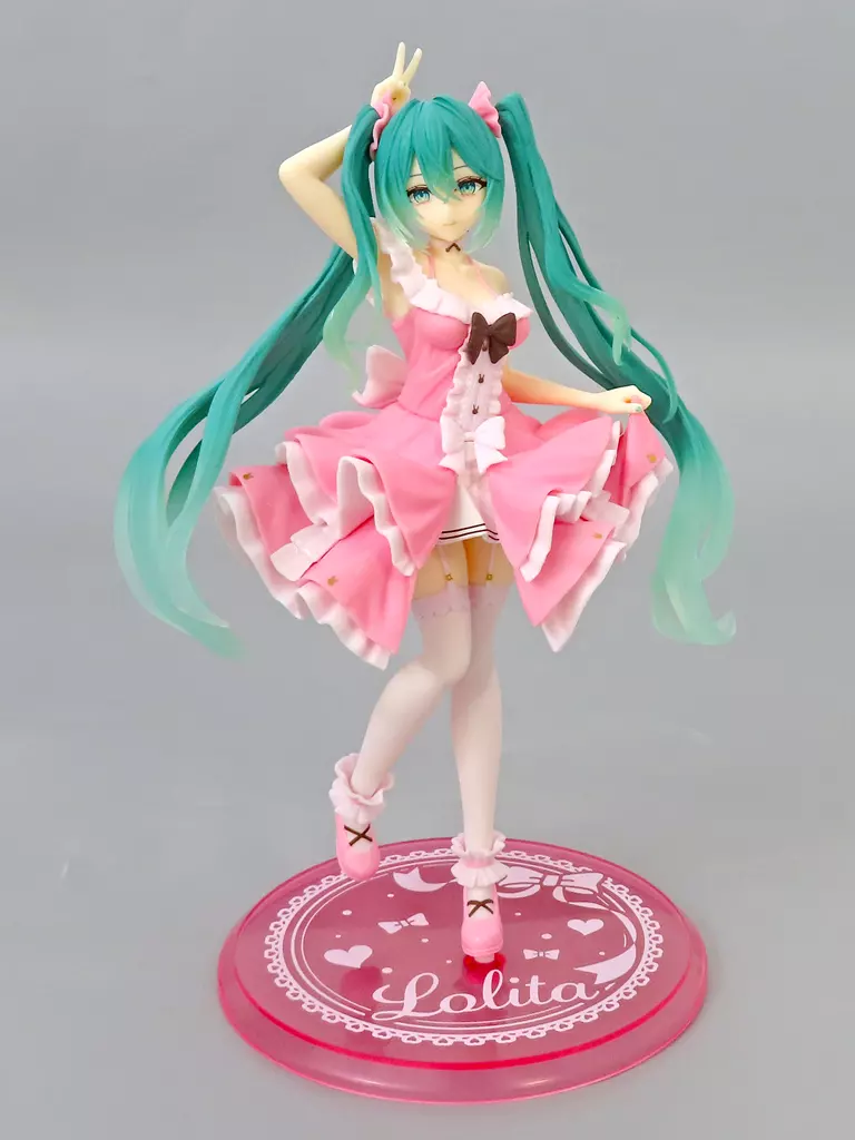 Taito Online Crane Limited - VOCALOID / Hatsune Miku