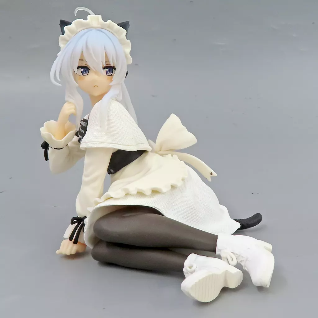 Desktop Cute - Taito Online Crane Limited - Majo no Tabitabi / Elaina