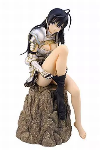 Figure - Shining Resonance / Sonia Blanche