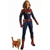 Figure - Captain Marvel
