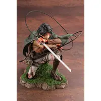 ARTFX J - Shingeki no Kyojin (Attack on Titan) / Levi