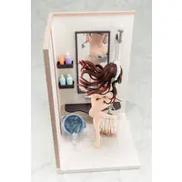 Rent-a-Girlfriend Mizuhara Chizuru Maid Bikini de cleanup figure
