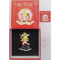 BUNNY Angel of Time Big Size