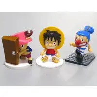 Figure - One Piece / Luffy & Tony Tony Chopper & Buggy