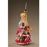 Shinobu Oshino: TRICK OR TREAT Figure