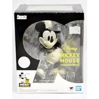 Figuarts Zero - Disney / Mickey Mouse