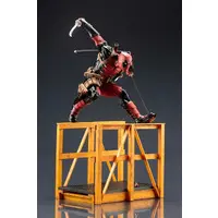 Figure - Deadpool / Wolverine