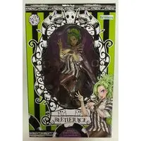 HORROR beautiful girl BEETLEJUICE