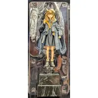 Figure - Lavender Quartz / Torabishi Lana