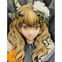 Figure - Lavender Quartz / Torabishi Lana