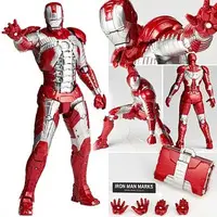 Revoltech - Iron Man