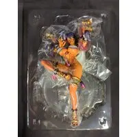 Figure - Queen's Blade