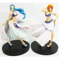 Prize Figure - Figure - One Piece / Nami & Nefertari Vivi