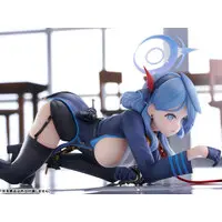 Blue Archive Ako Memorial Lobby ver. 1/7 Complete Figure
