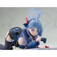 Blue Archive Ako Memorial Lobby ver. 1/7 Complete Figure