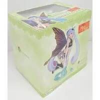 Figure - Tony's Heroine Collection