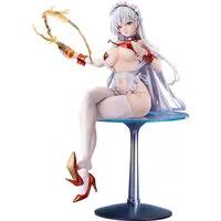 Azur Lane Belfast: Blissful Service Ver. 1/7 Complete Figure