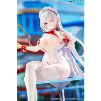 Azur Lane Belfast: Blissful Service Ver. 1/7 Complete Figure