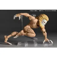 Revoltech - Shingeki no Kyojin (Attack on Titan)
