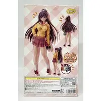 Figure - HenNeko