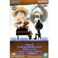 World Collectable Figure - One Piece / Luffy & Brook