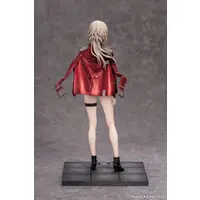 A-Z: [D] -full dress- 1/7 Complete Figure