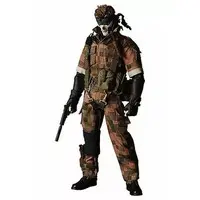 Real Action Heroes - Metal Gear Solid / Solid Snake