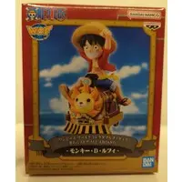 World Collectable Figure - One Piece / Monkey D. Luffy