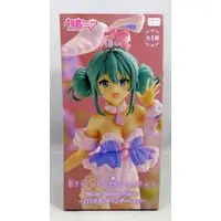 BiCute Bunnies - VOCALOID / Hatsune Miku