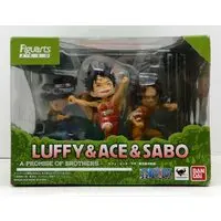 Figuarts Zero - One Piece / Luffy & Sabo & Ace