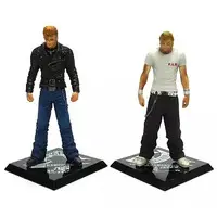 Figure - Crows / Bouya Harumichi