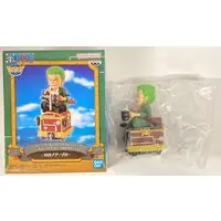 World Collectable Figure - One Piece / Roronoa Zoro