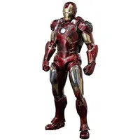 Figure - The Avengers / Tony Stark